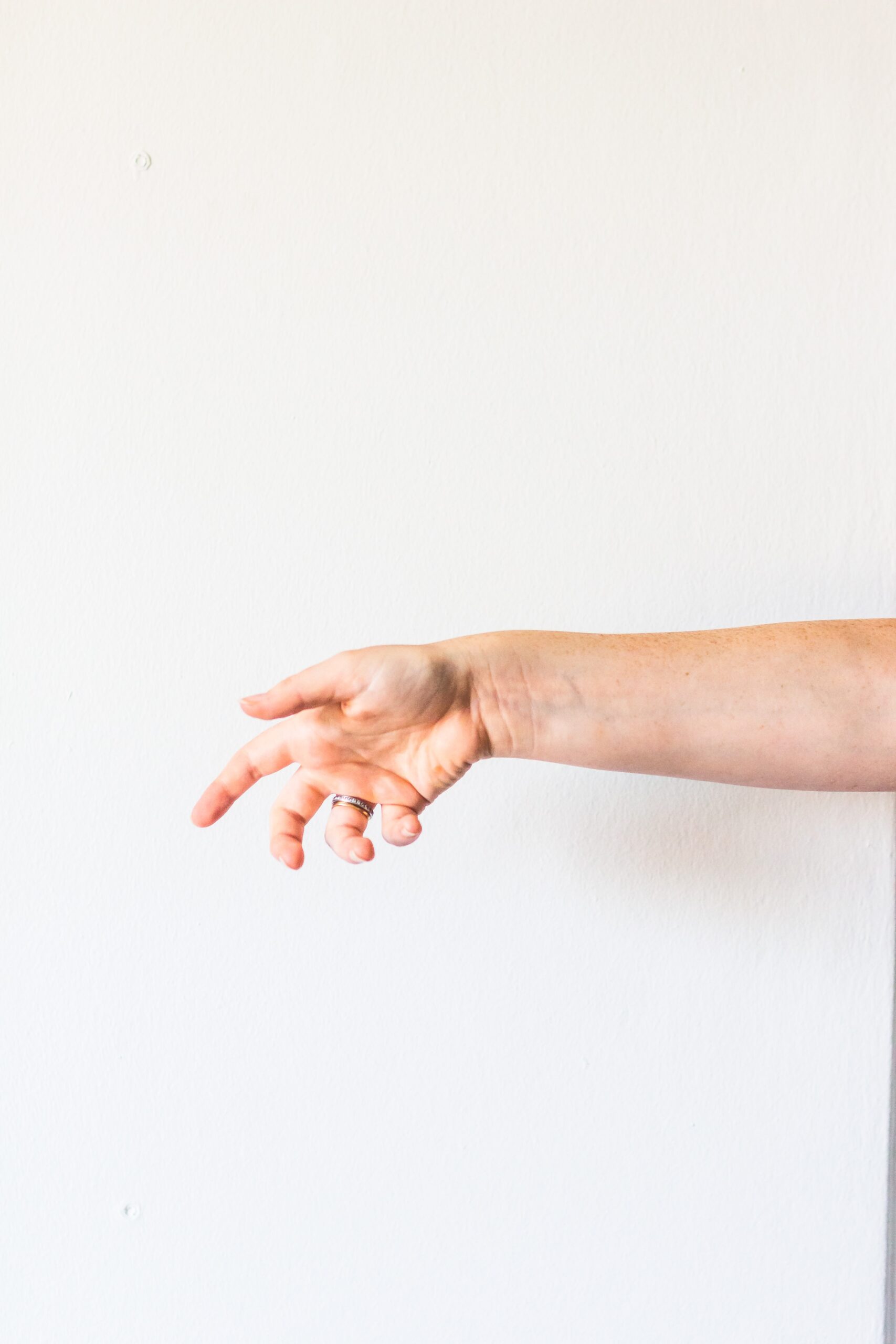 Tre azioni concrete da compiere per supportare l’uscita dalle abbuffate